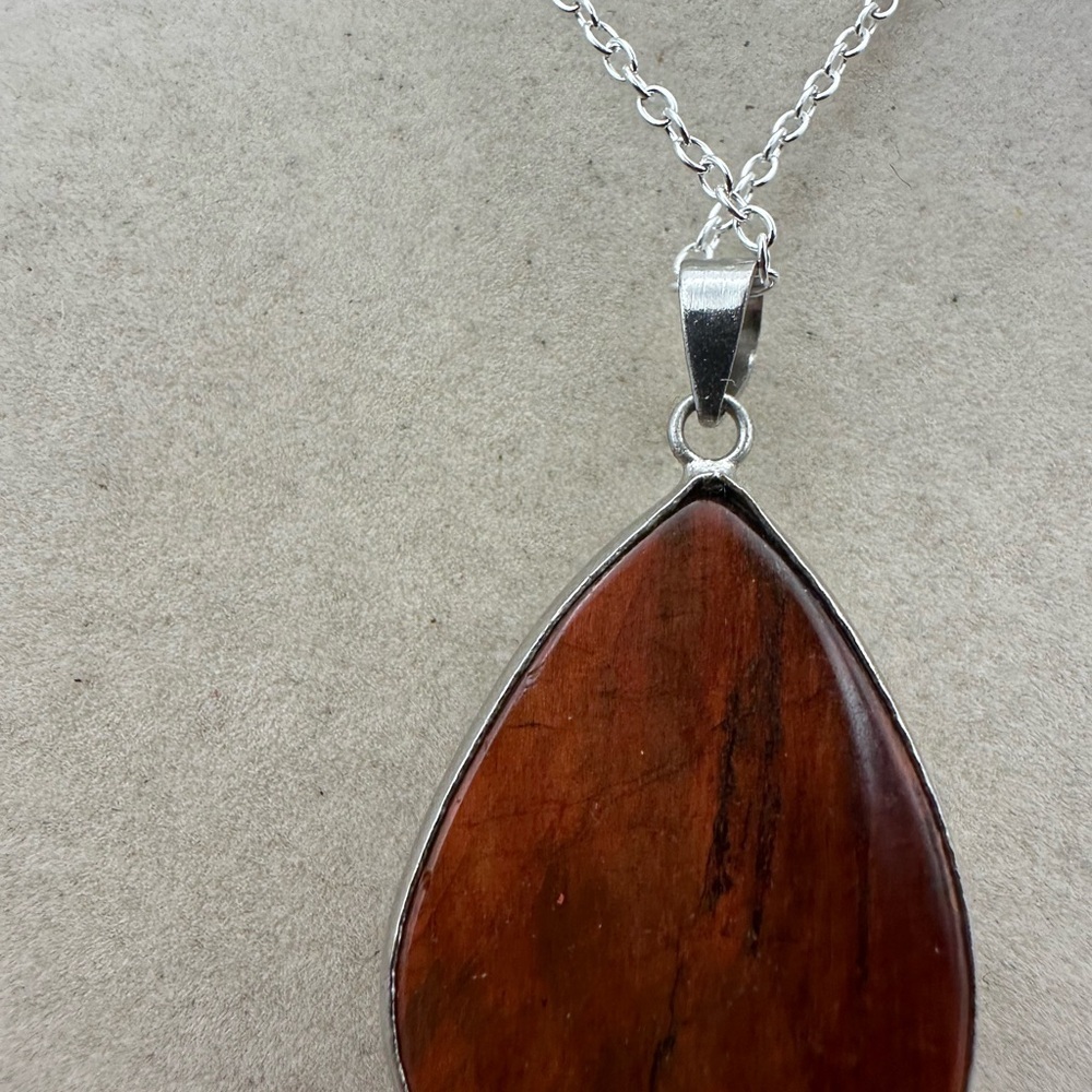 Red Tiger’s Eye Pendant Necklace on Silver Plated Box Chain - Picture 8 of 10